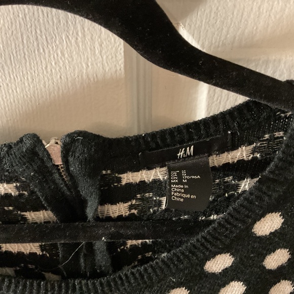 H&M black/white polka dot sweater - Picture 2 of 3
